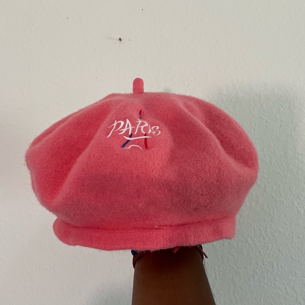Pink beret with Paris Eiffel tower detailed on the front